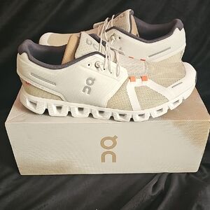*Brand New* OnCloud Cloudpush 5 Endive/ Ice